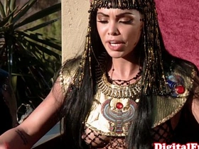 Egyptian beauty gives POV blowjob in roleplay video
